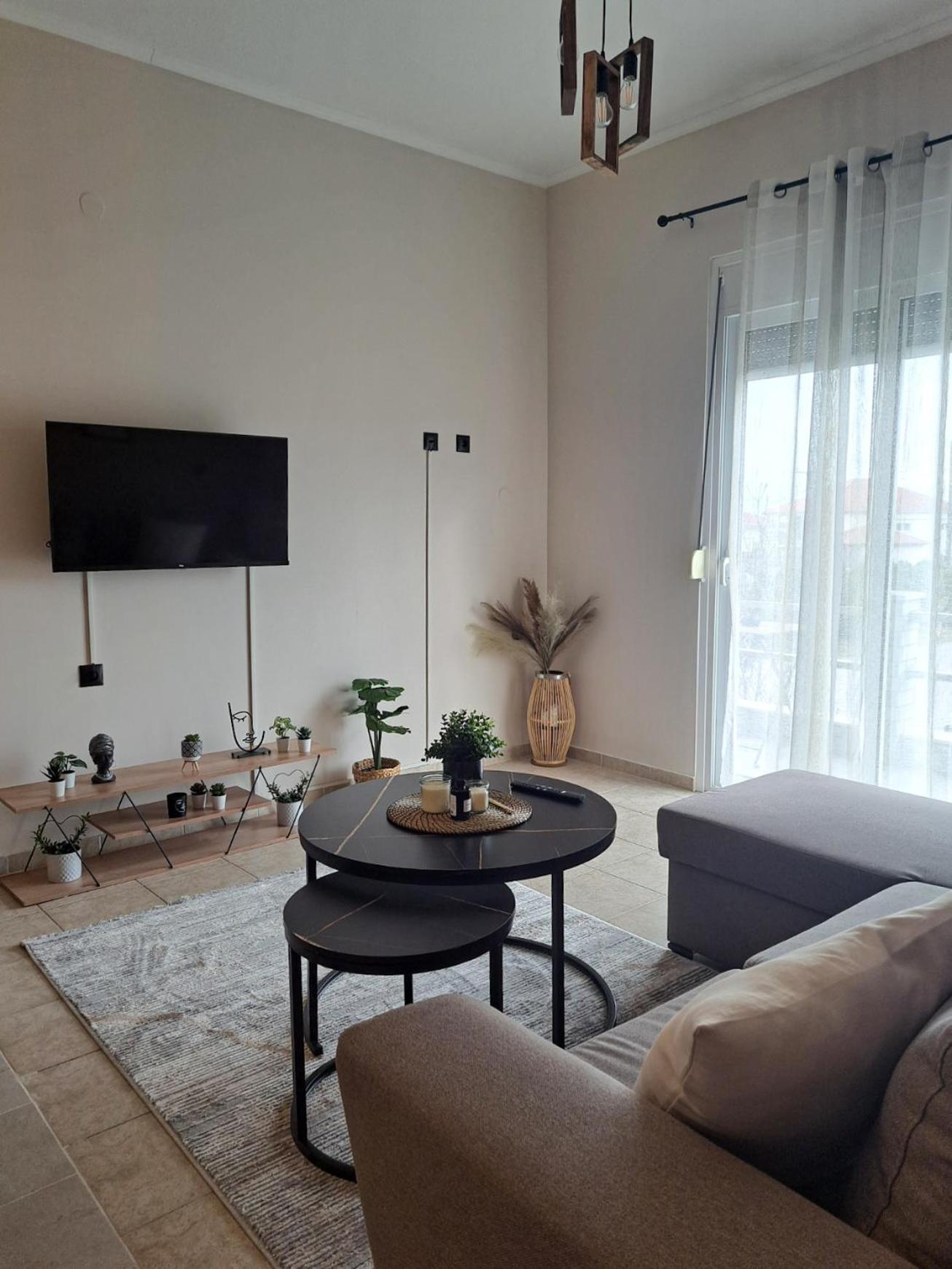 Pnoe Apartments Káto Loutrákion 外观 照片