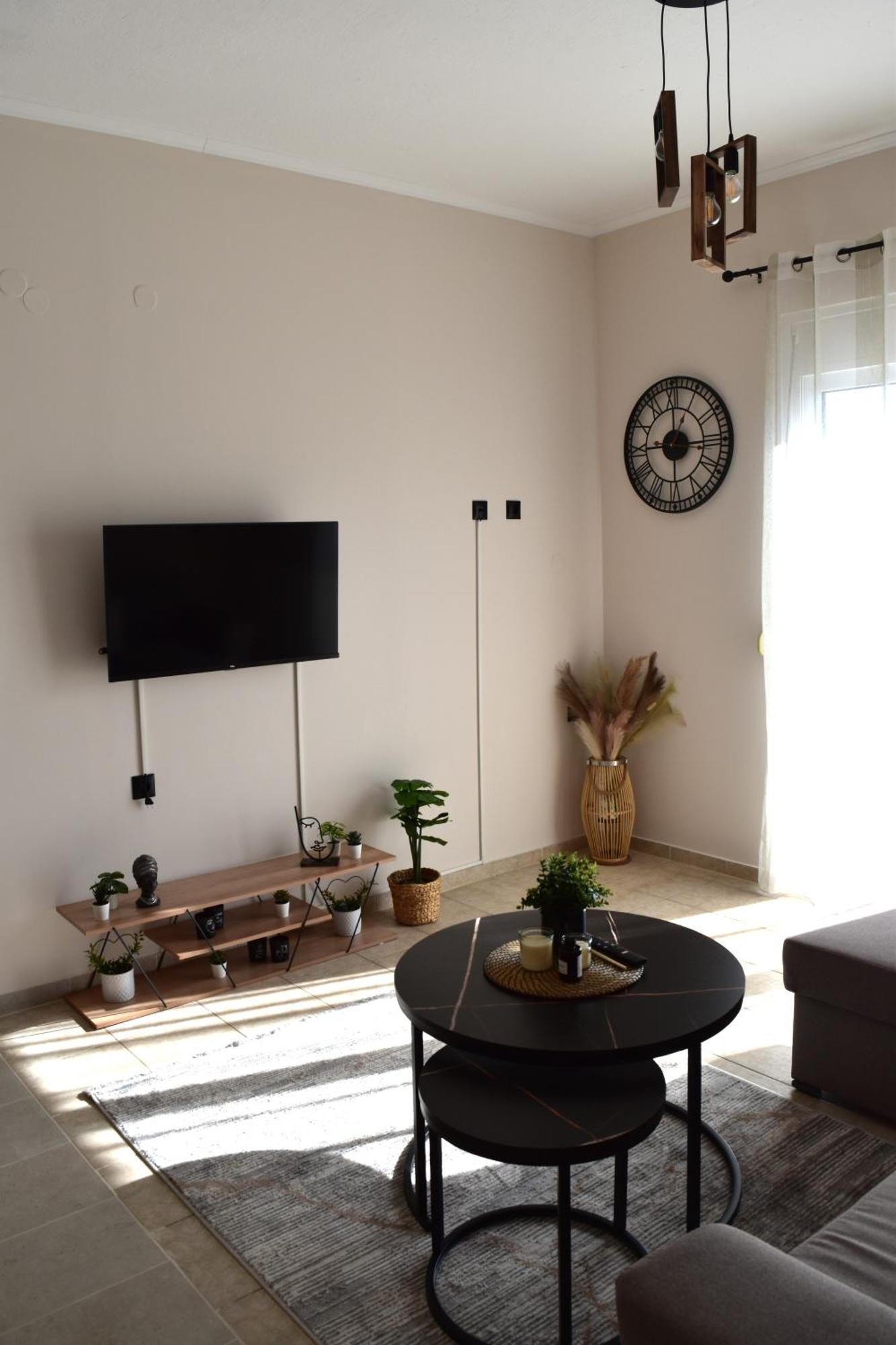 Pnoe Apartments Káto Loutrákion 外观 照片