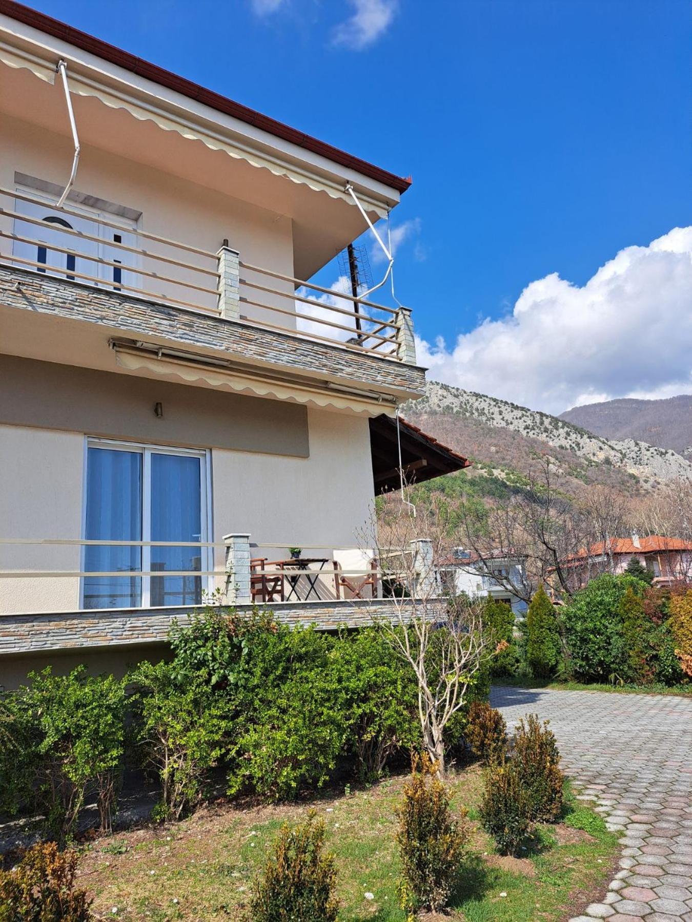 Pnoe Apartments Káto Loutrákion 外观 照片