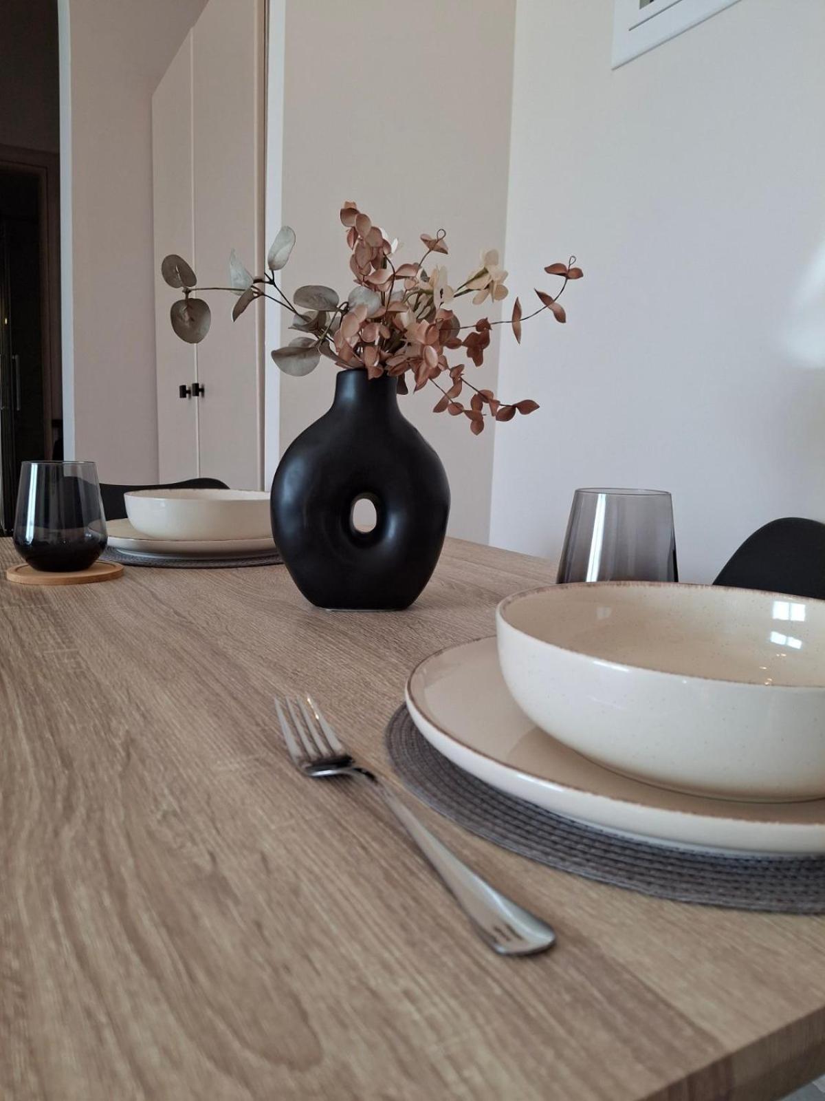 Pnoe Apartments Káto Loutrákion 外观 照片