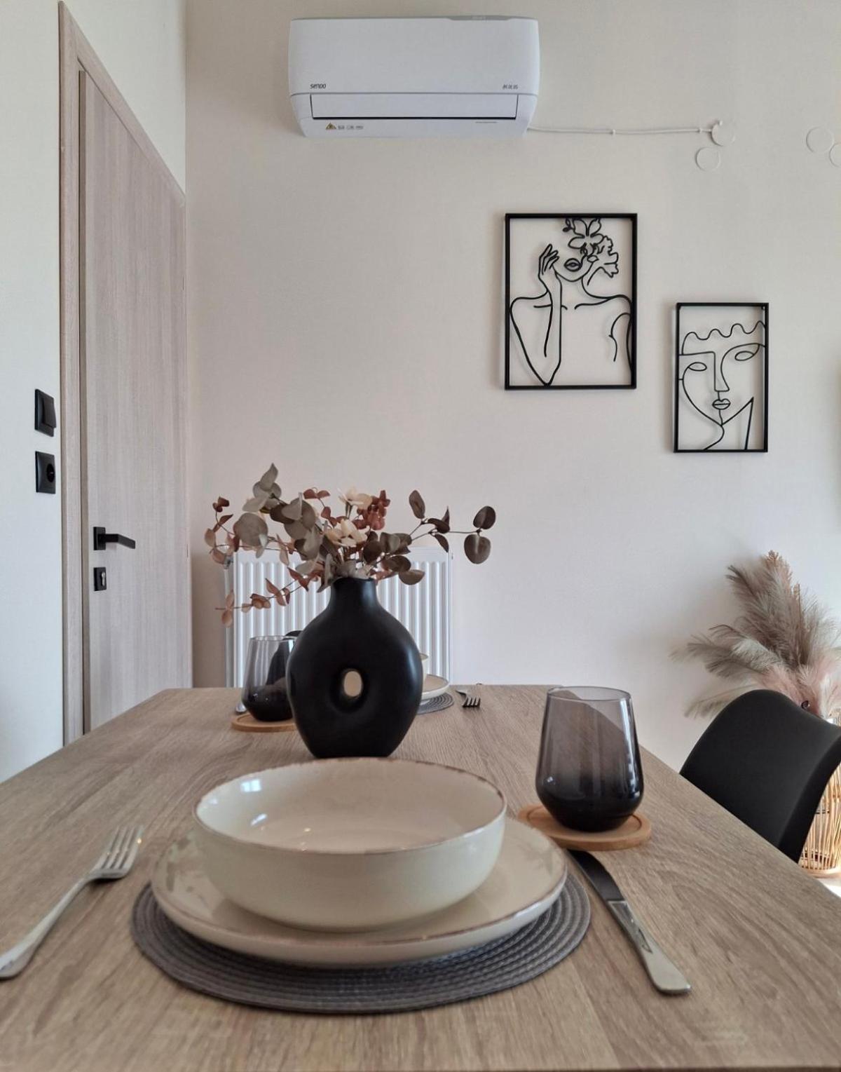 Pnoe Apartments Káto Loutrákion 外观 照片
